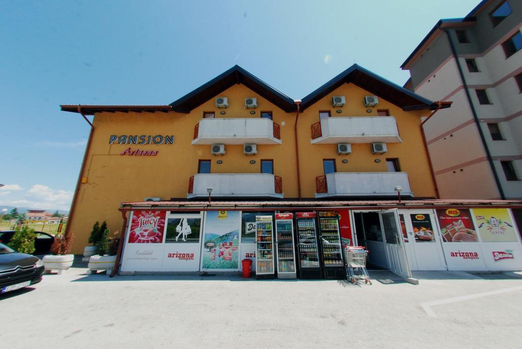 Hotel Arizona Sarajevo Lukavica Kültér fotó