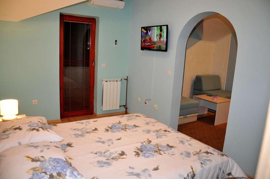 Hotel Arizona Sarajevo Lukavica Szoba fotó